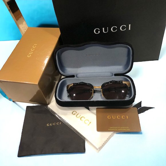 GUCCI Gorgeous Sunglasses Bamboo Design Cat-Eye Frame GG0661S NEW w Box & Bags - Picture 2 of 6